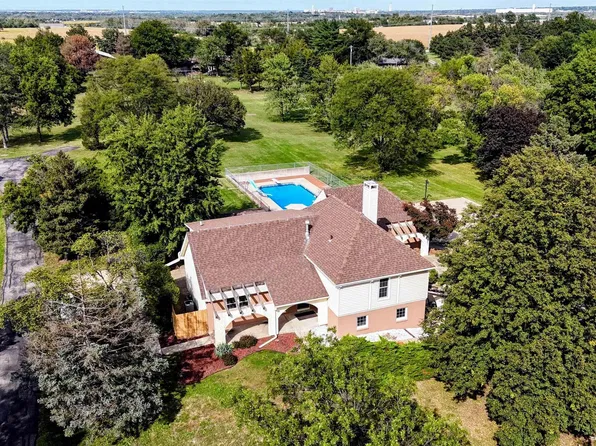 1700 W Ridge Rd, Lincoln, NE 68523