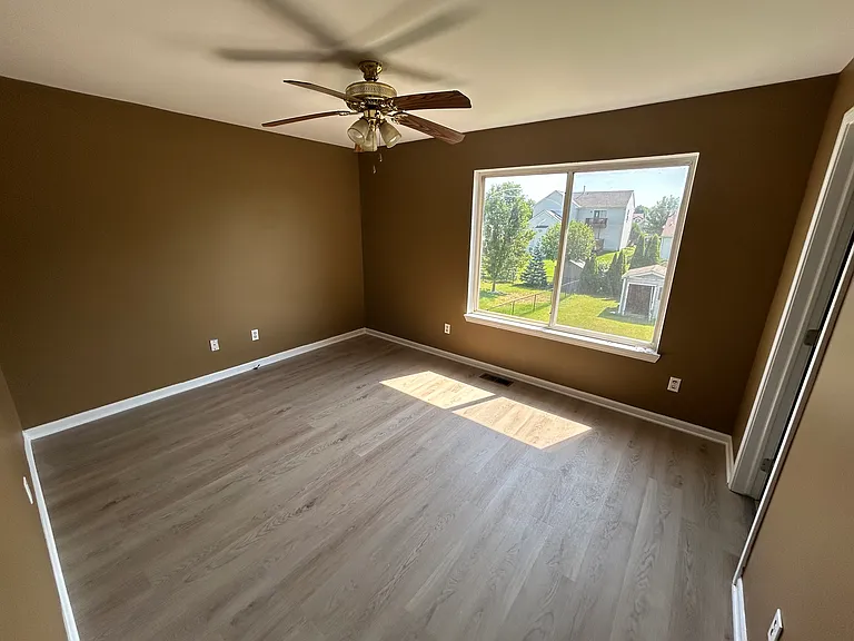 7365 Maplelawn Dr — Photo 7