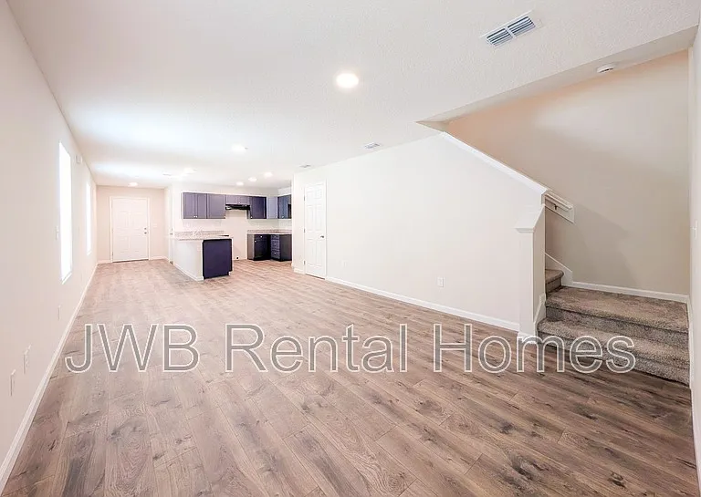 9007 Cocoa Ave — Photo 3