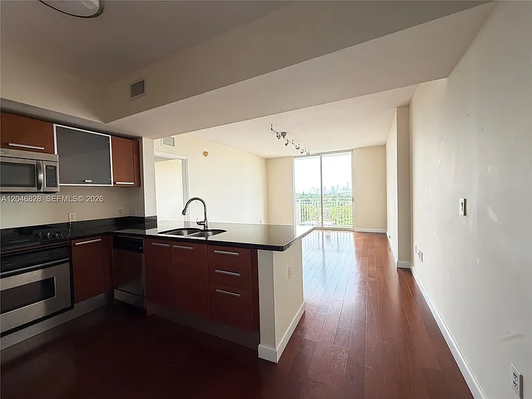 2030 S Douglas Rd #716 — Photo 8
