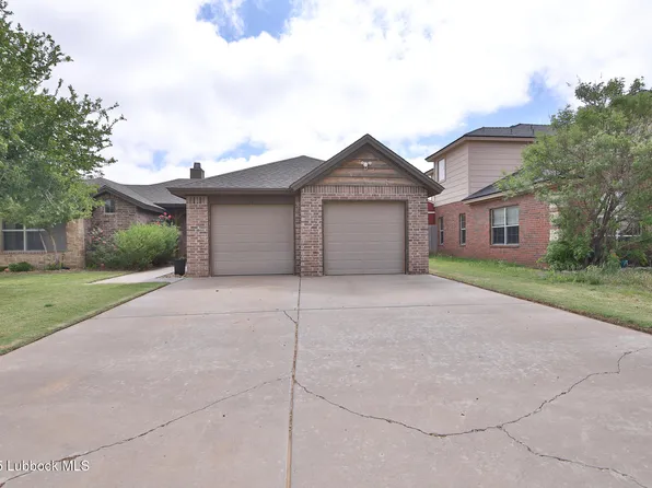 1513 Yorkshire Ave, Wolfforth, TX 79382