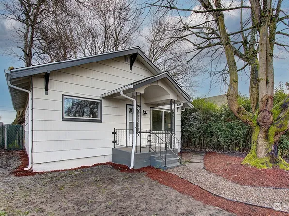 348 19th Avenue, Longview, WA 98632