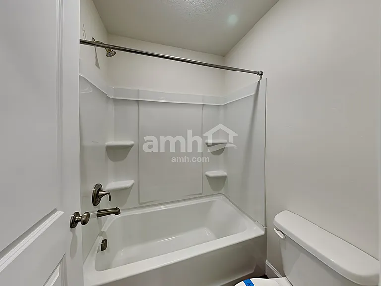 2403 E Surry Way — Photo 21