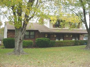 28 Academy St, Williamstown, NJ 08094