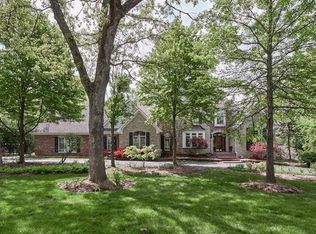 16 Devondale Ln, Saint Louis, MO