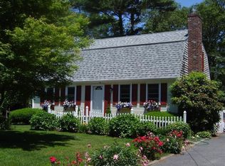 450 Skunknet Rd, Centerville, MA 02632