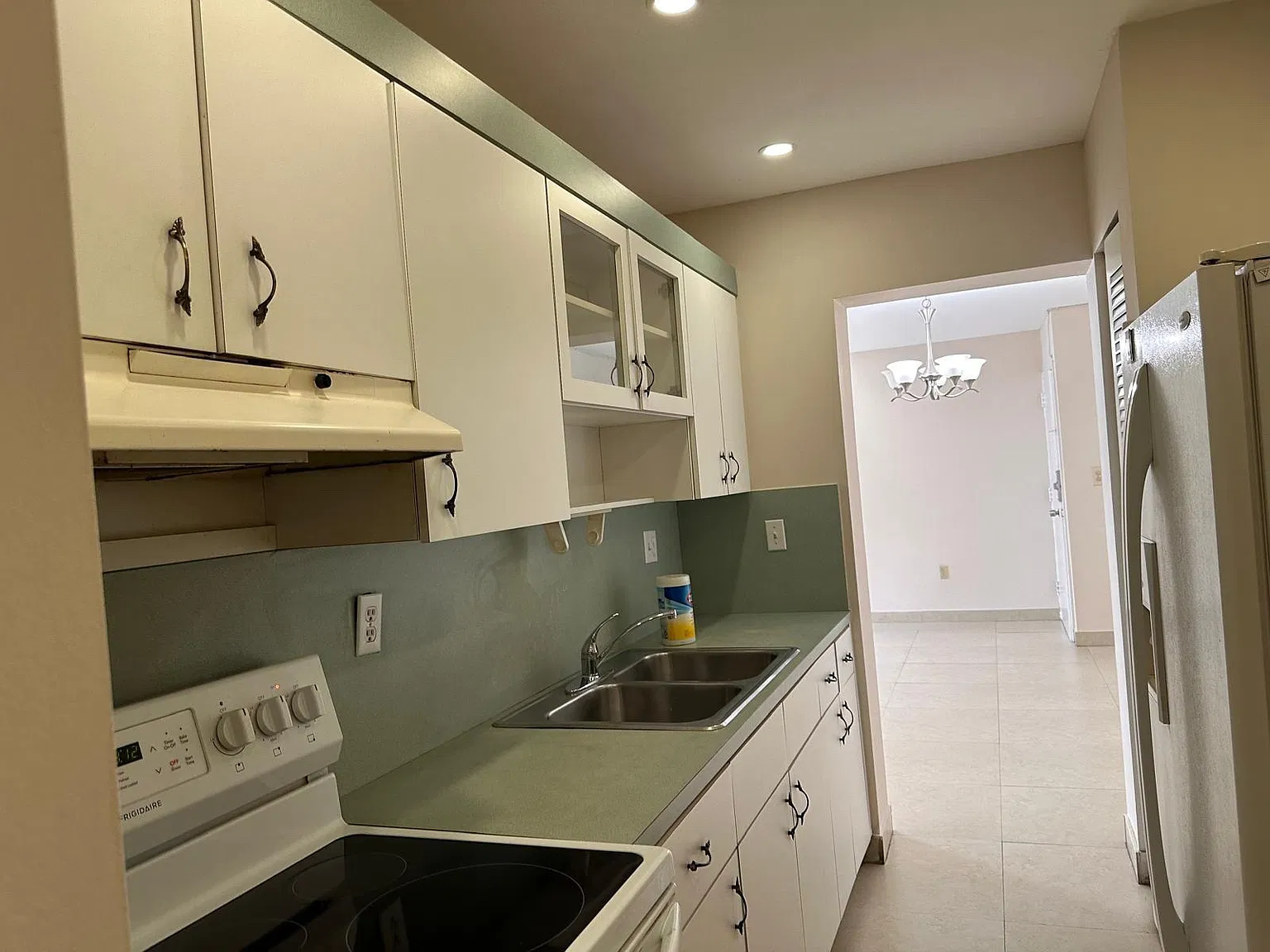 750 NW 43rd Ave — Photo 3