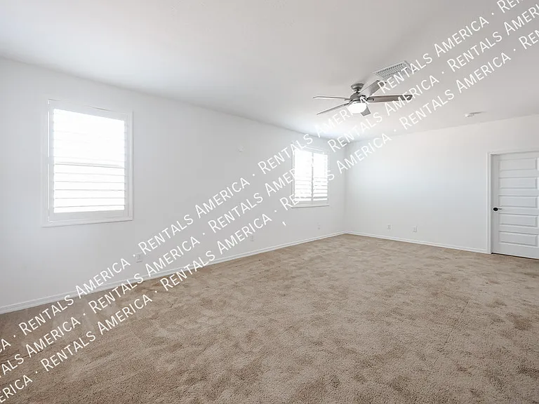 13487 N 174th Ave — Photo 32