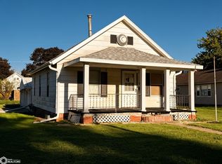 411 N Division St, Creston, IA 50801