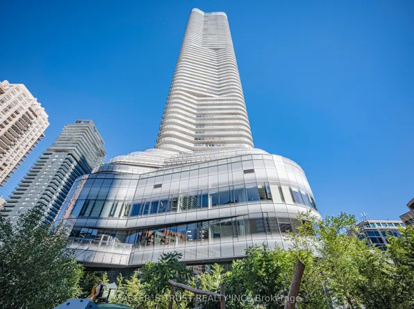 11 Wellesley St W, Toronto, ON