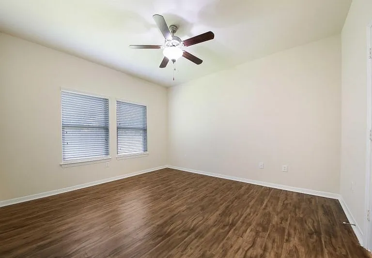 14002 Madrigal Ln — Photo 19