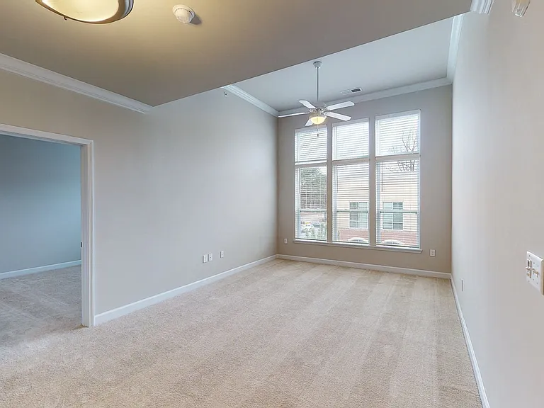 Clairmont at Trinity — Photo 81