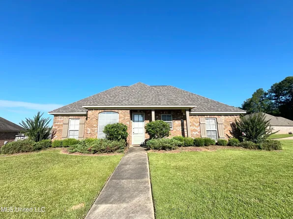 227 Silver Lk, Pearl, MS 39208