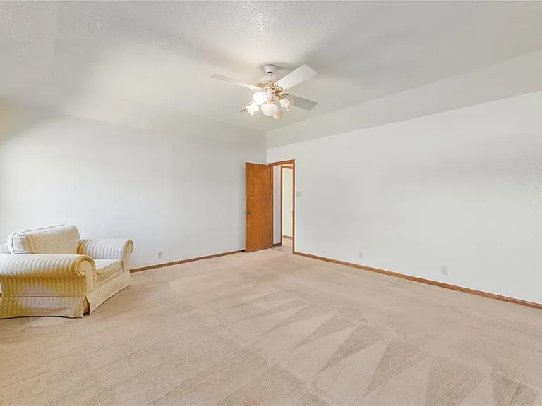 207 Rancho Bueno Dr — Photo 20
