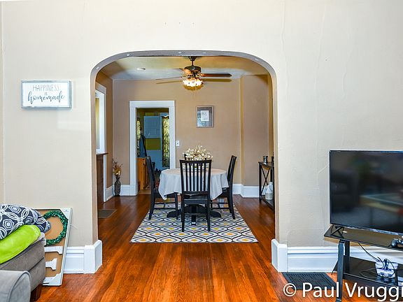 2nd image of 212 Carlton Ave SE #1