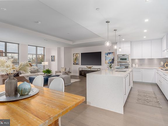 2nd image of 16 Bakers Walk #304