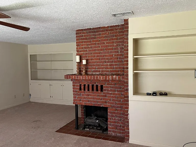 87 Ridgecrest Dr — Photo 2