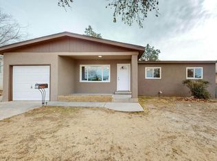 1024 Espejo St NE, Albuquerque, NM 87112