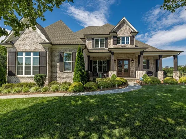 3905 Eagle Downs Way, Summerfield, NC 27358