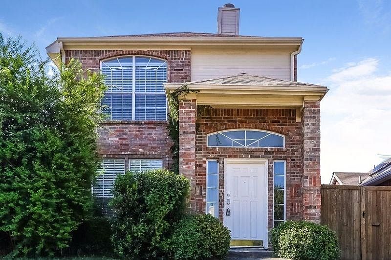 1st image of 512 Timber Way Dr