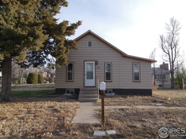 222 Walnut St, Julesburg, CO 80737