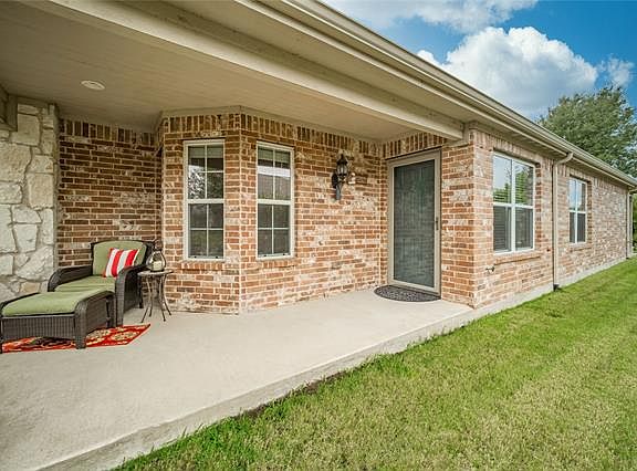 2nd image of 7659 Riverwood Ln