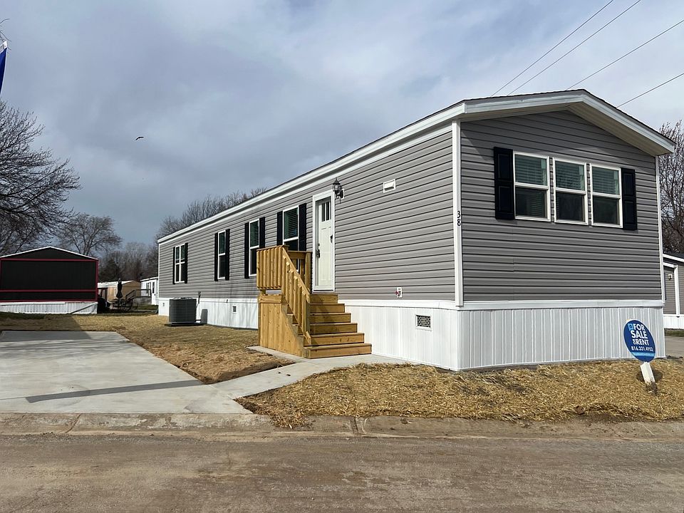 1st image of 38 Gladiola Ln