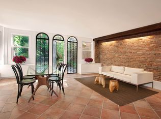 350 E 84th St, New York, NY 10028