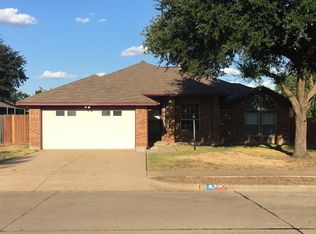 3758 Constitution Dr, Grand Prairie, TX 75052