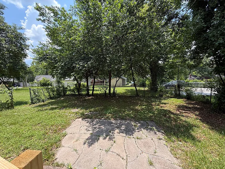 3428 Rosewood Dr — Photo 20