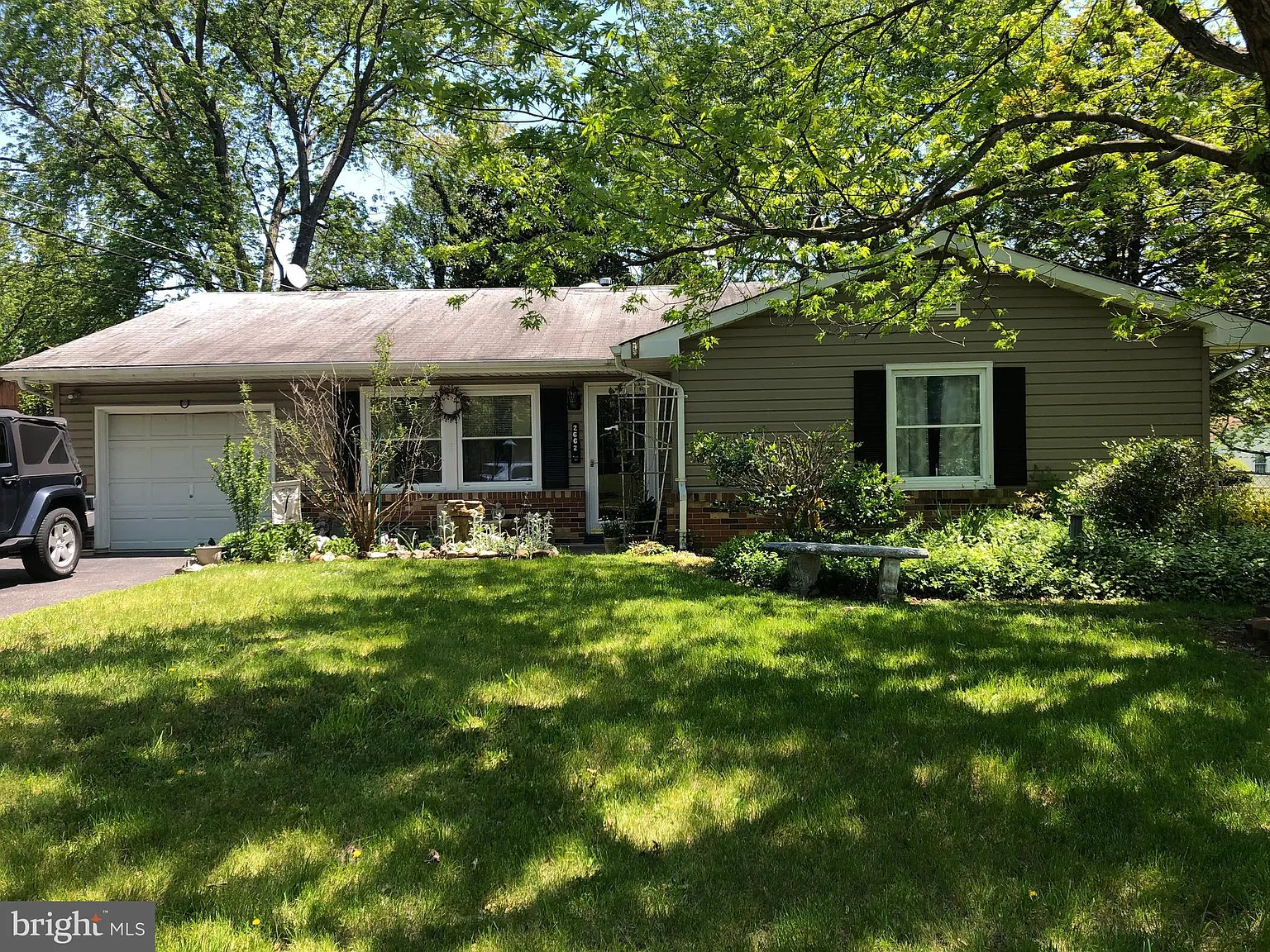 2662 Dakota St photo 1