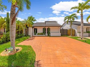 9032 SW 8th Ter, Miami, FL 33174