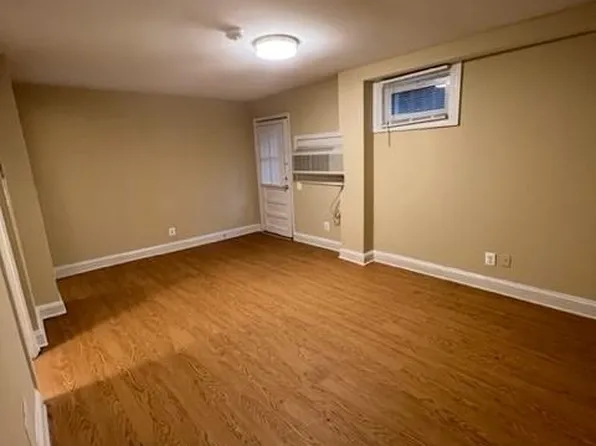 1754 S St NW APT 11, Washington, DC 20009
