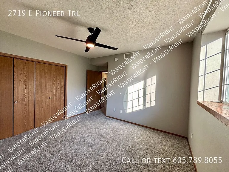 2719 E Pioneer Trl — Photo 4