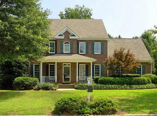 109 Royce Dr, Cary, NC 27518