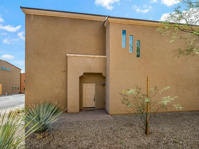 4261 N Golden Ridge Ln — Photo 33