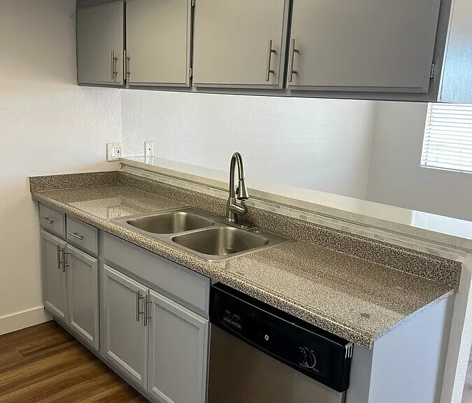 13610 S Cordary Ave #17 — Photo 7