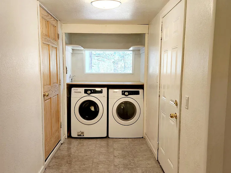 Entry Way/Mudroom/Laundry Room