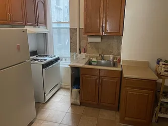 Rented by K & O Realty Associates Inc.