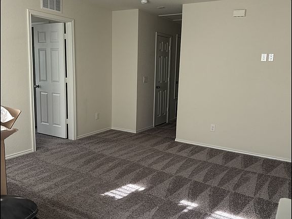 3rd image of 1100 Bluespire Dr