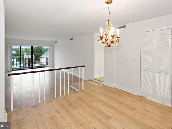 3601 Clarks Ln Unit 506, Baltimore, MD 21215