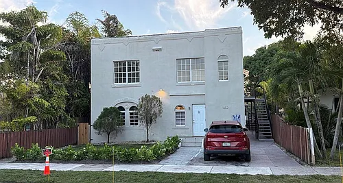 1652 Madison St #2 Photo 1