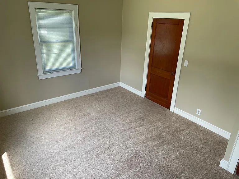 105 Holly Tree Cir — Photo 5
