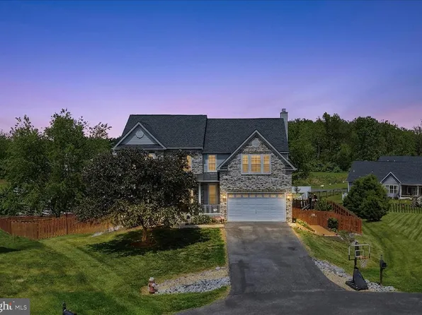 148 Contrail Dr, Kearneysville, WV 25430