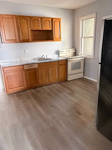 157 Lounsbury St #2 Photo 1