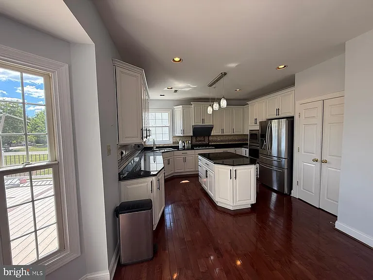 210 Cadwallader Dr — Photo 10