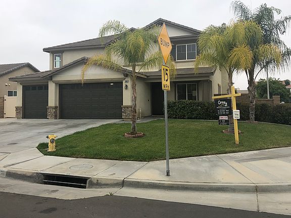 3rd image of 1688 Park Meadows Dr