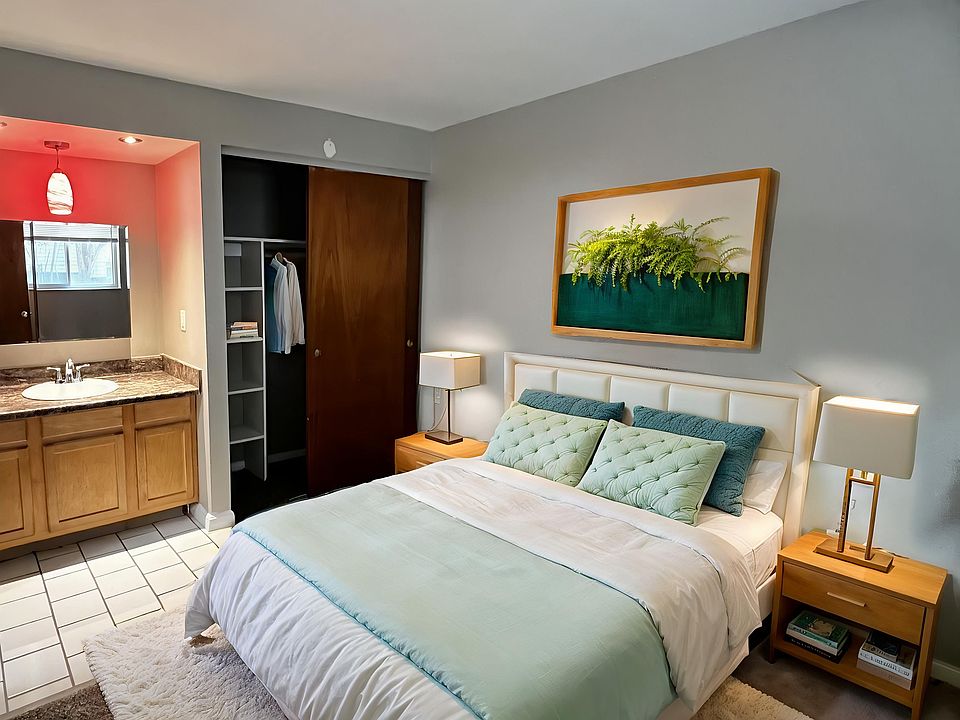 1st image of 3806 Hyde Park Ave APT 4