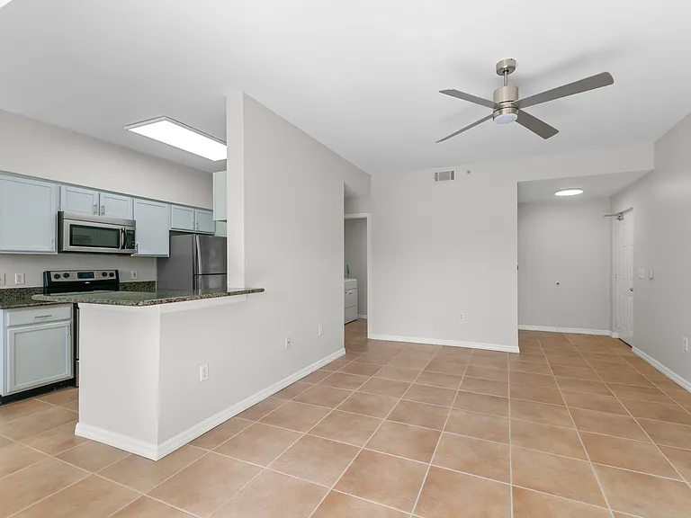 7915 Preserve Cir #216 — Photo 31