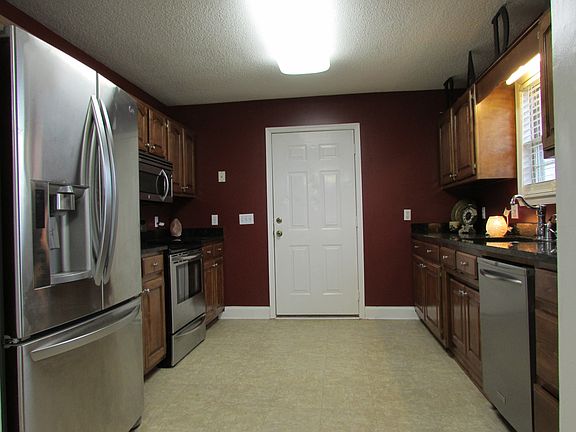 5th image of 43 Northridge Dr
